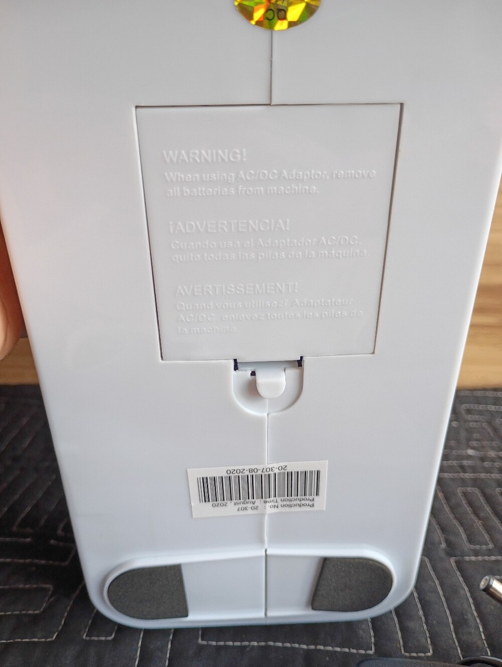 FHSM-505 Portable Mini Sewing Machine - Picture 13 of 16
